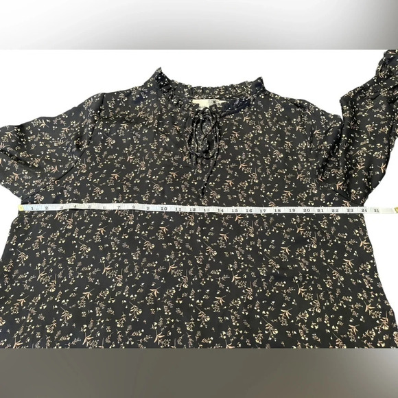 Everleigh Black Floral V-Neck Bohemian Roll-up Long Sleeves High-Low size 1X - Picture 7 of 11